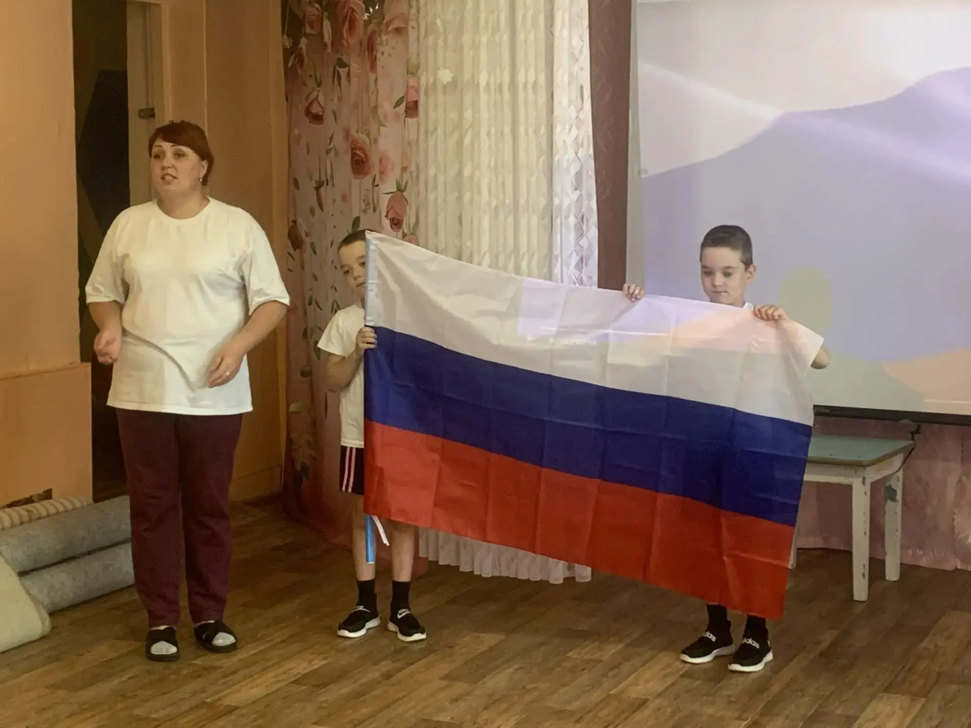 🇷🇺 22 августа- День Государственного флага Российской Федерации! 🇷🇺🤩