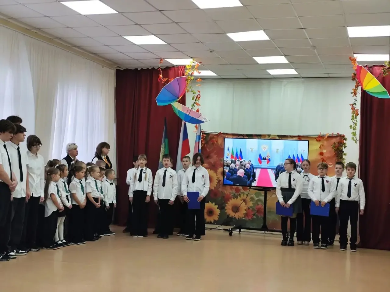 Сегодня наша страна празднует День воссоединения Донецкой Народной Республики, Луганско...