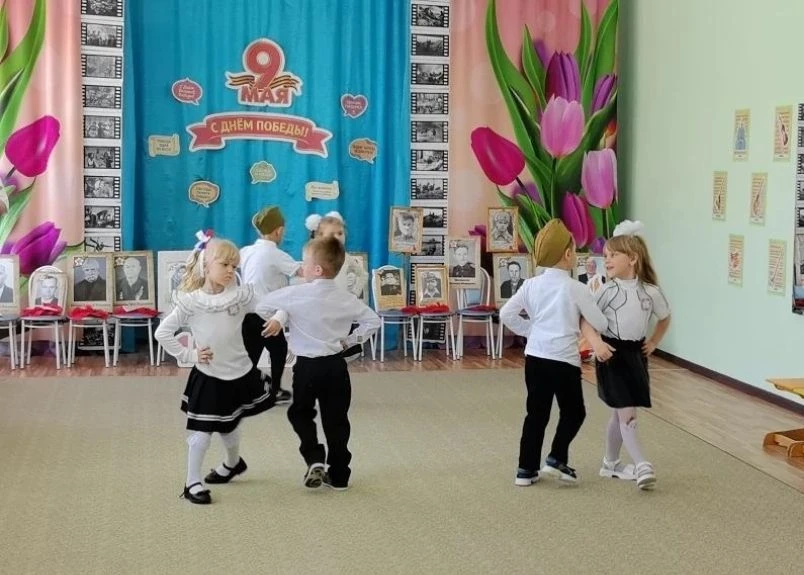 «Слёзы и гордость: в детском саду прошёл трогательный праздник в честь Дня Победы»