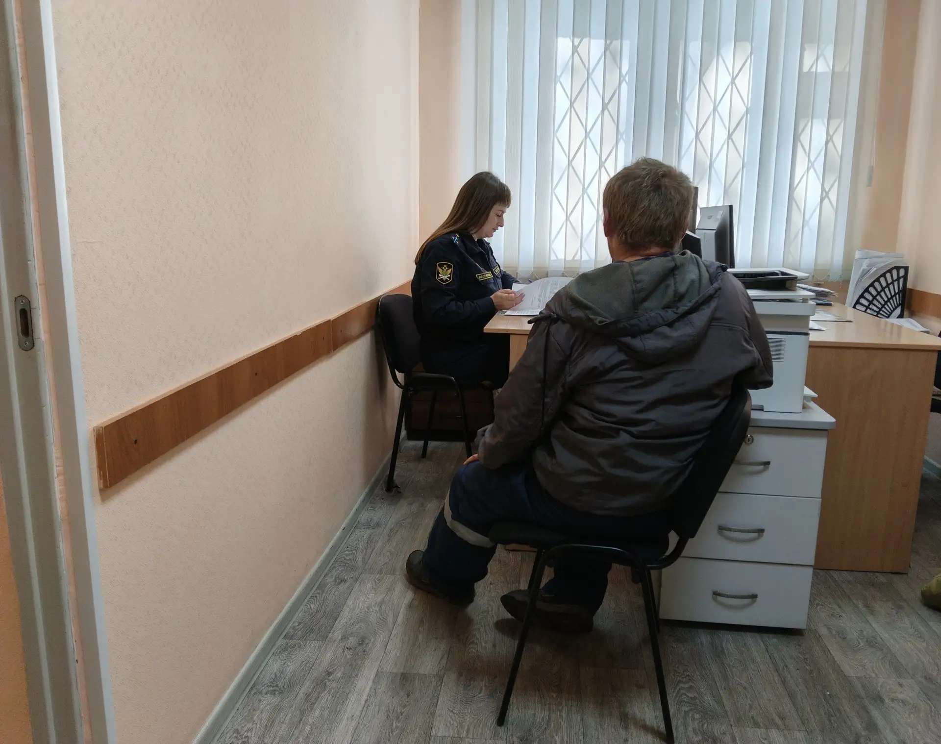 В Чановском районе судебный пристав по обеспечению установленного порядка деятельности ...