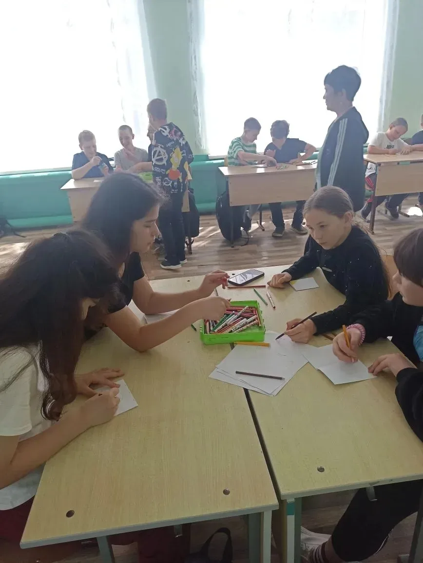 Сегодняшний день в пришкольном лагере прошёл насыщенно и интересно!
