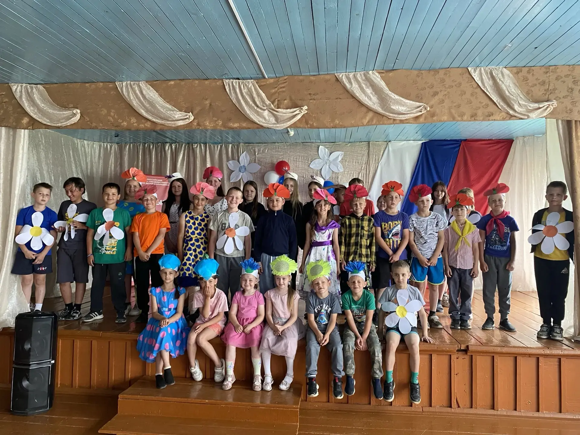 🎉 Праздник цветов на "Острове Детства"🌸✨

Сегодня у нас прошла игровая программа «Праздник цветов»