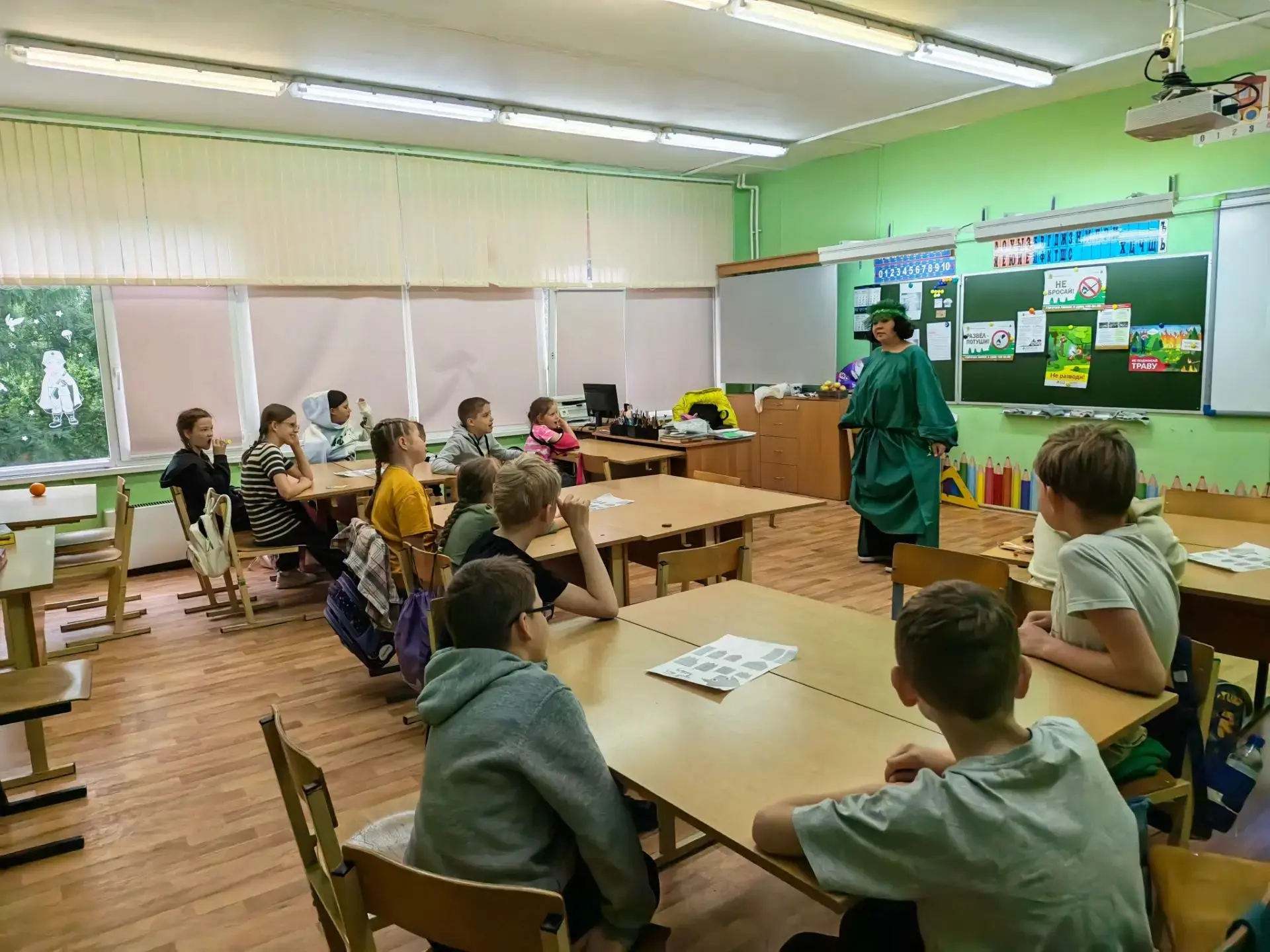 🧚‍♀️ Волшебство в третьем отряде!

Сегодня к нашим ребятам в гости заглянула настоящая Лесная фея! 
