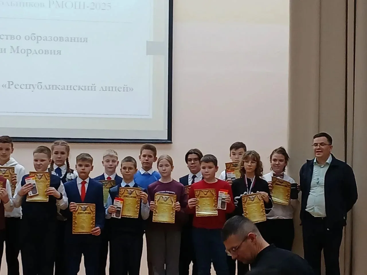И вновь о наших достижениях 💪  ✔️26 декабря 2025 года в Республиканском лицее для одаренных детей со