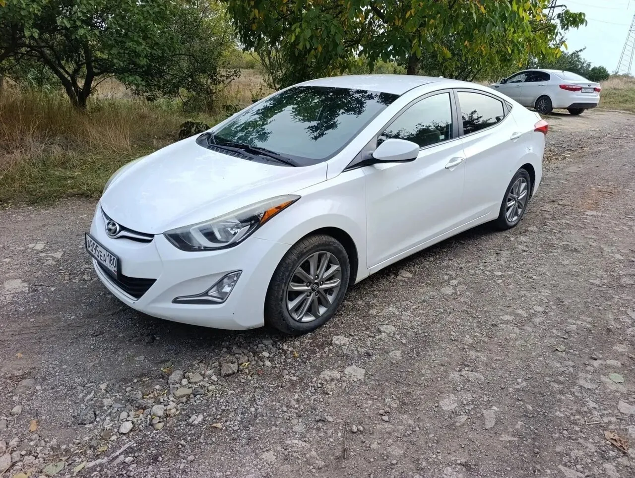 Продам Hyundai Elantra 2014, 1.8, АКПП, 950 тыс руб