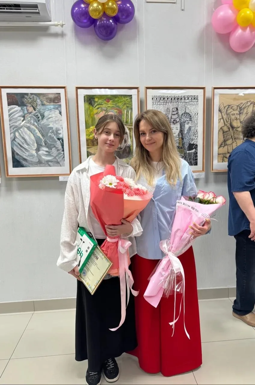 🎨 Торжественное открытие XVIII 
Северо‑Кавказского 
конкурса‑выставки детского 
изобразительного ис