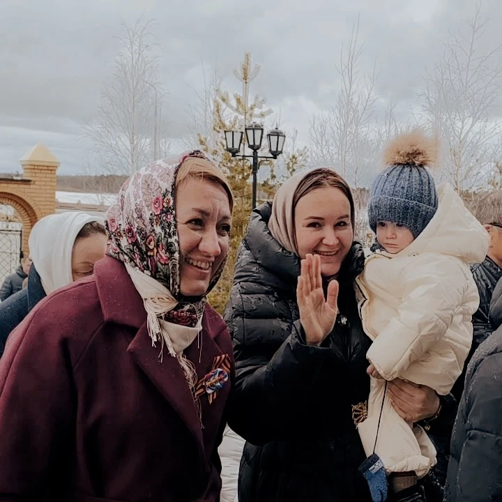 🙌🏻Пуровчане вместе в престольный праздник!  ⛪️В день перенесения мощей святителя Николая Чудотворца,