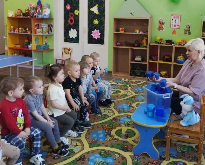 Сегодня в младшей группе №2 прошло увлекательноезанятие по математике для малышей на те...