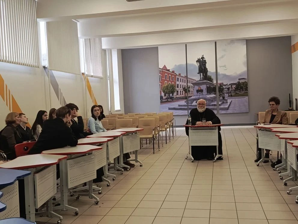 Наука и религия: путь к истине ❗️25 марта в гимназии состоялся круглый стол на тему «Наука и религия