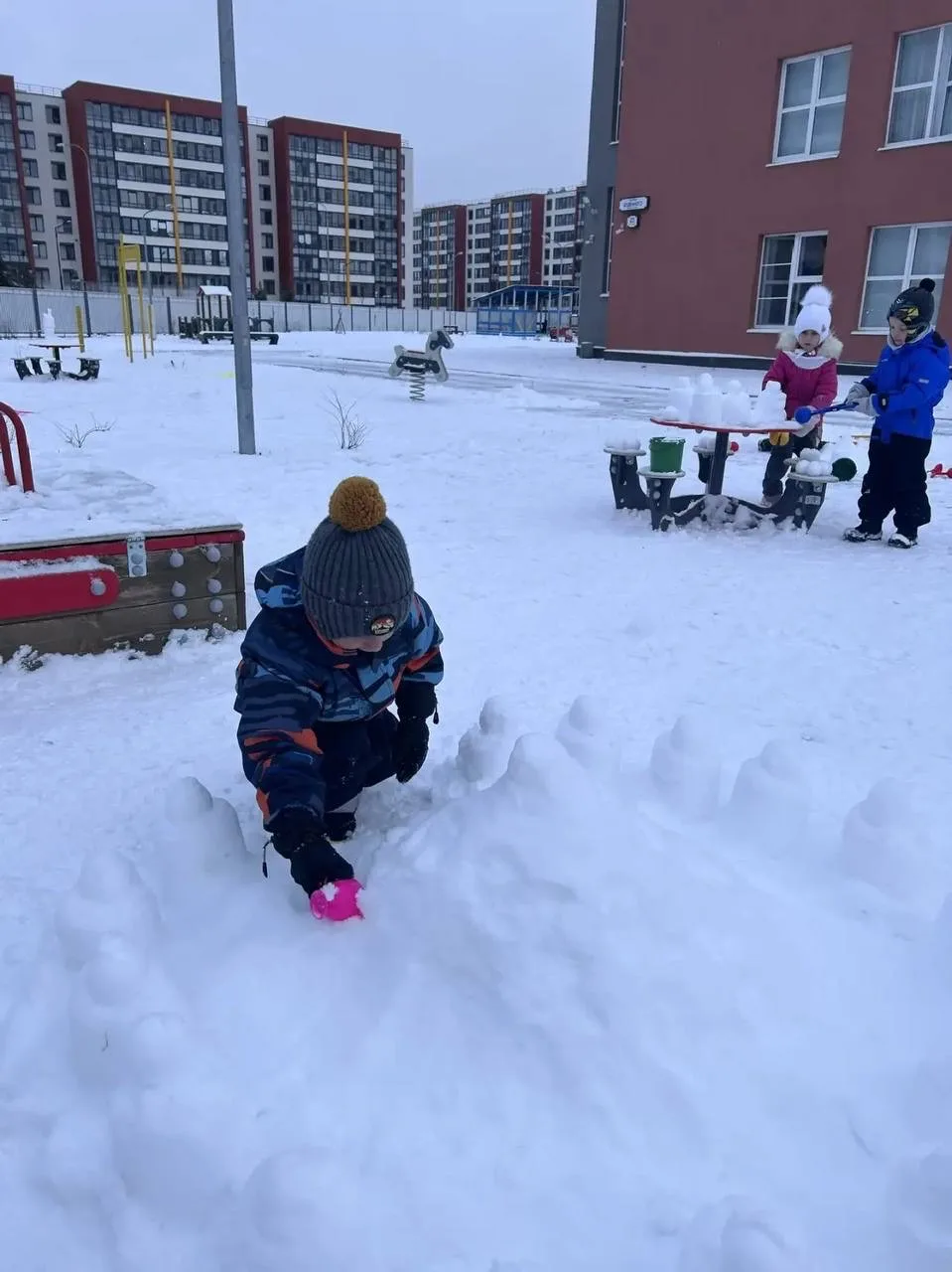 28 января — Международный день горки! В честь этого замечательного дня родители группы №44 «Синички»