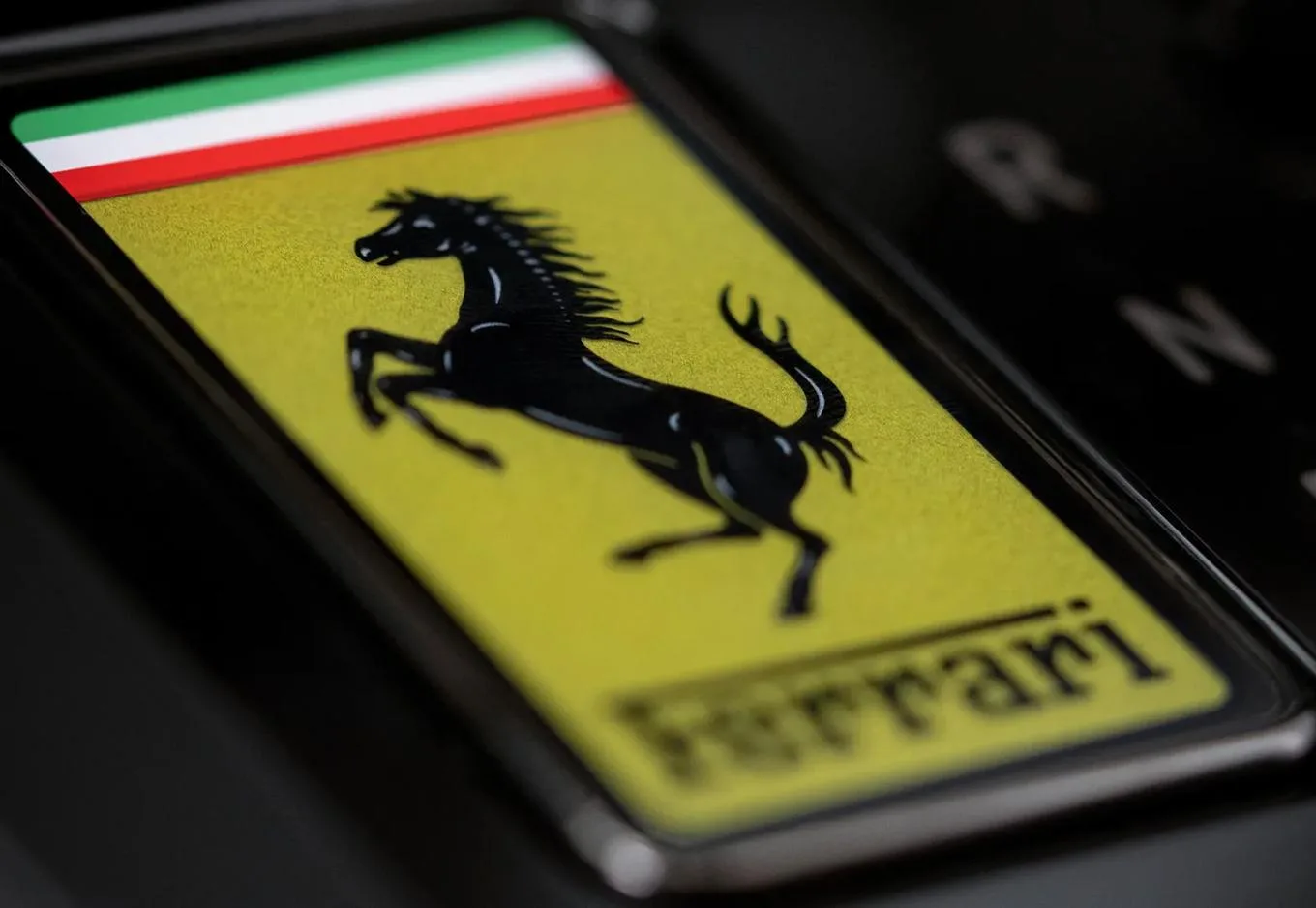 ⚡️ Ferrari не верит в беспилотные спорткары

Глава компании Бенедетто Винья сказал прямо: полностью 