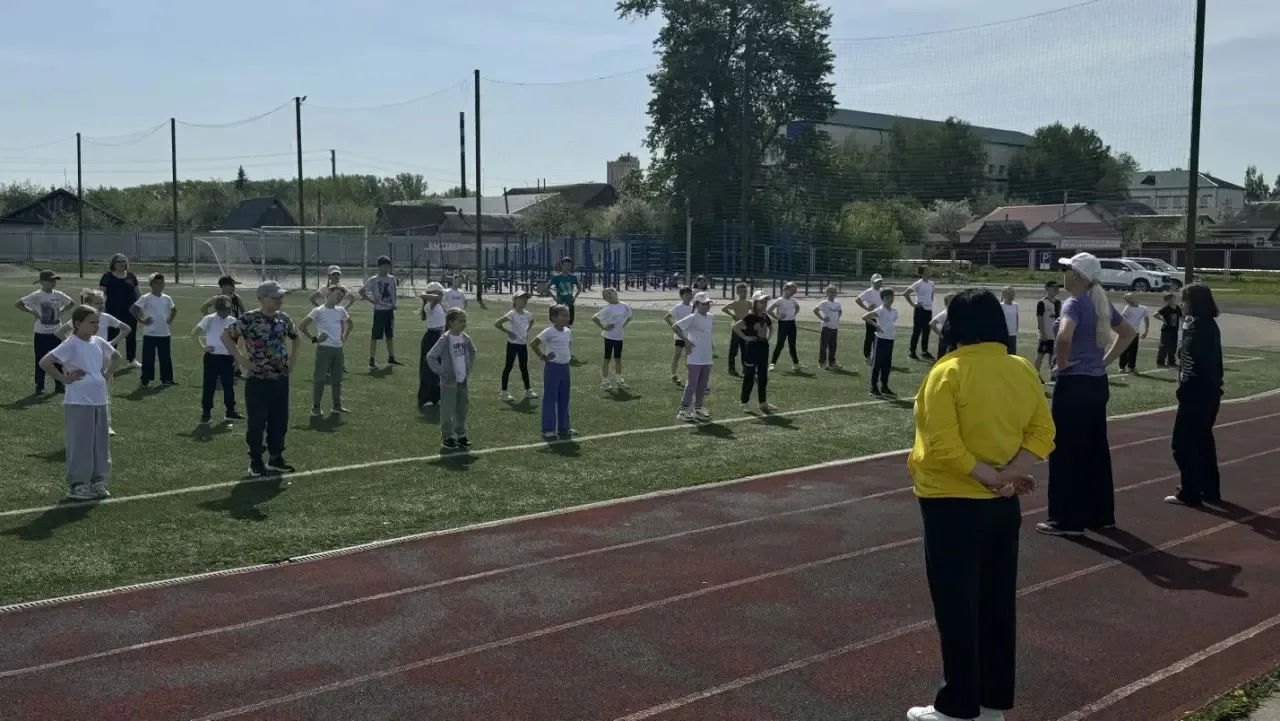 14 мая на стадионе имени Героя Советского Союза М.П. Девятаева прошел Фестиваль ГТО сре...