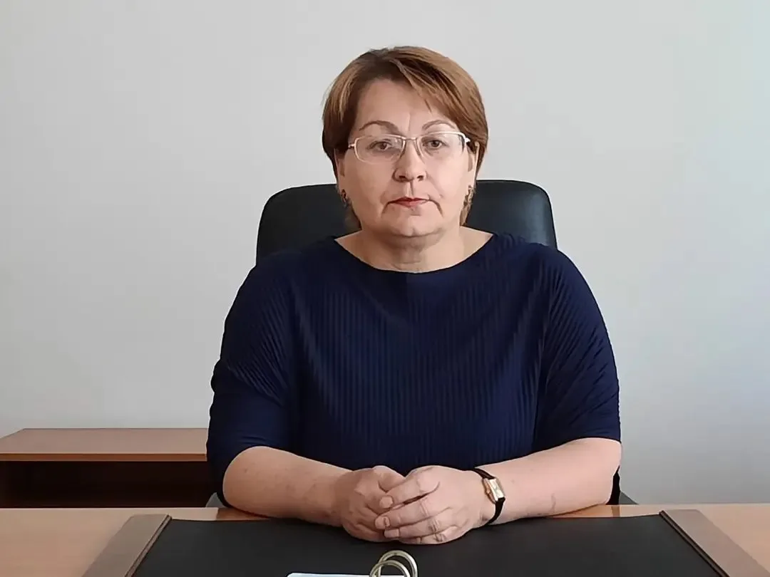 🎓 Уважаемые выпускники, от всей души поздравляю вас с окончанием школы! Этот день наполнен неповтор