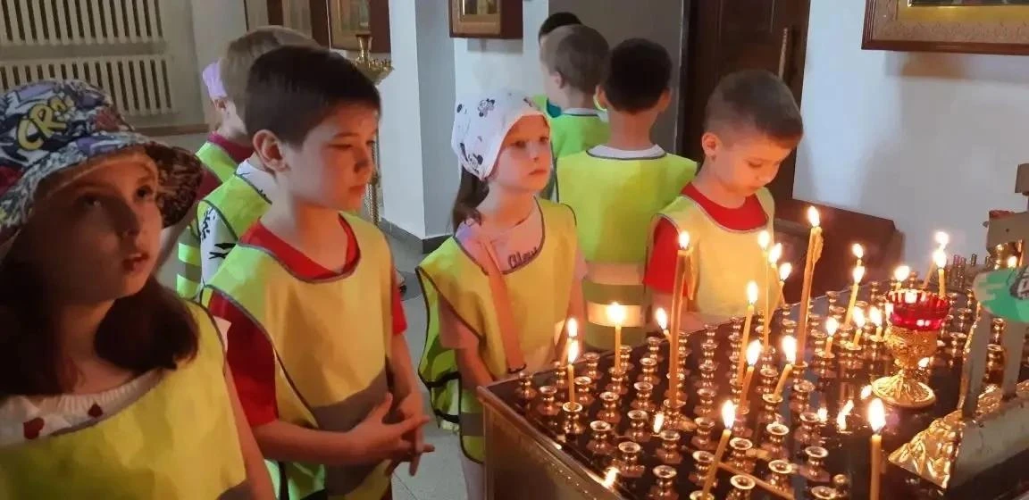 8 июня в нашем лагере прошёл насыщенно и интересно! 🎉
День начался с зарядки, гигиенических процеду