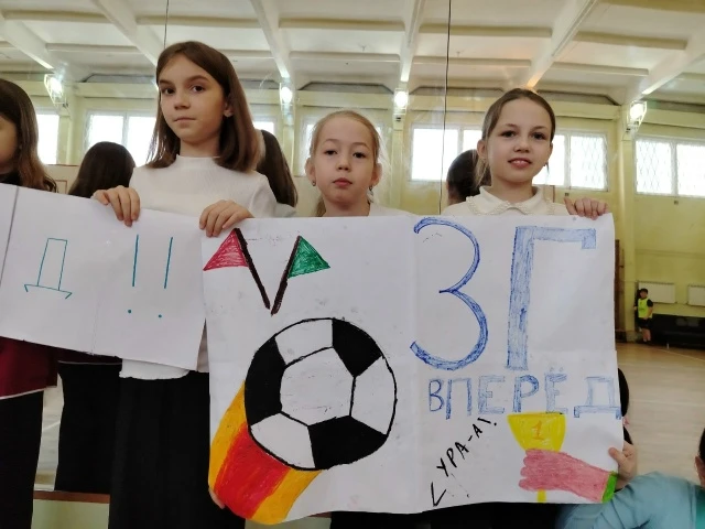⚽⚽⚽🥅⚽⚽⚽ На прошлой неделе закончился турнир по футболу "Классный кубок", в рамках Всероссийского фес