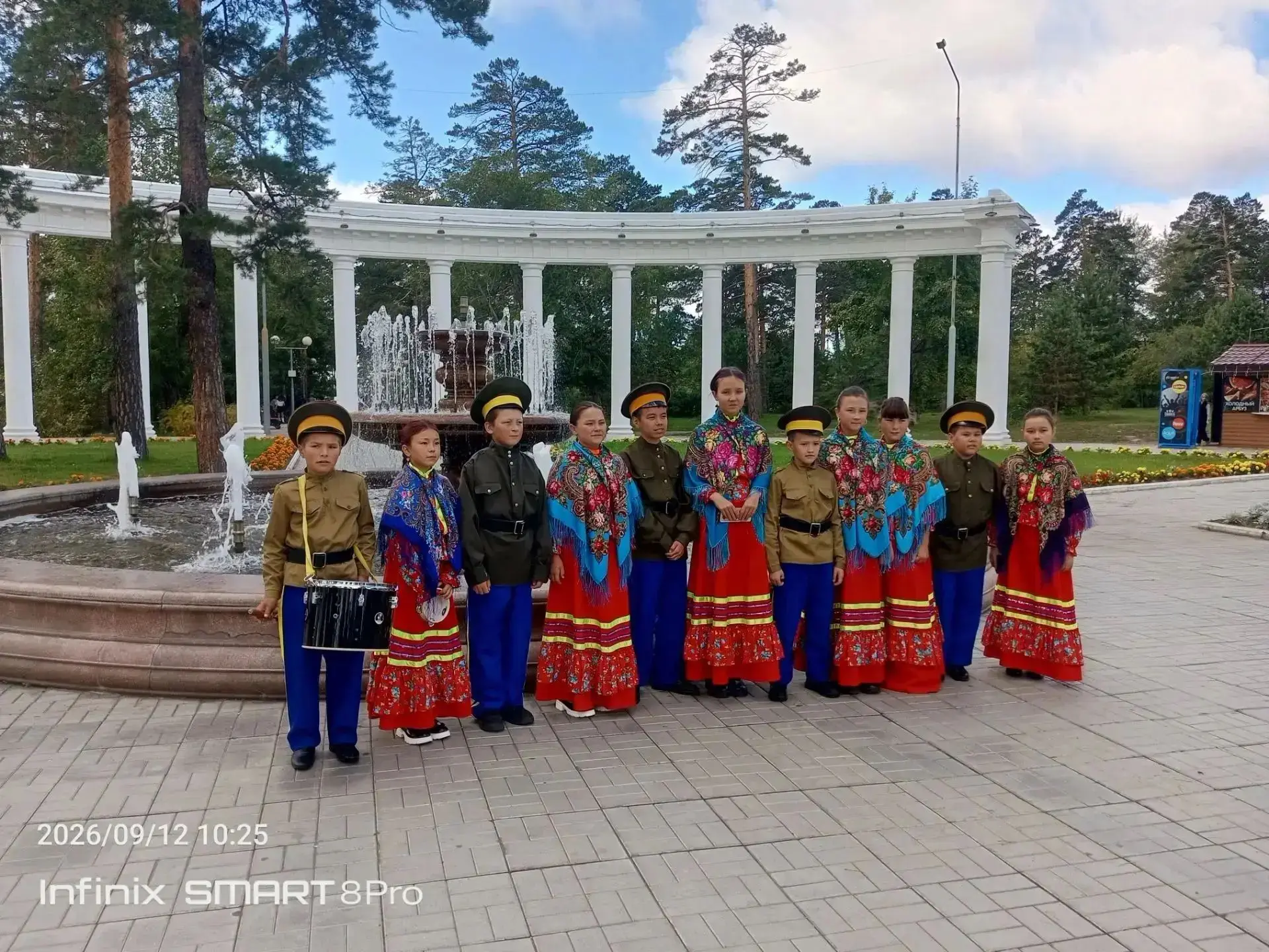 📣 Достойно