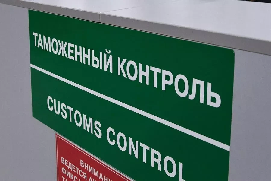 Сибирские таможенники возбудили 14 дел о валютных преступлениях