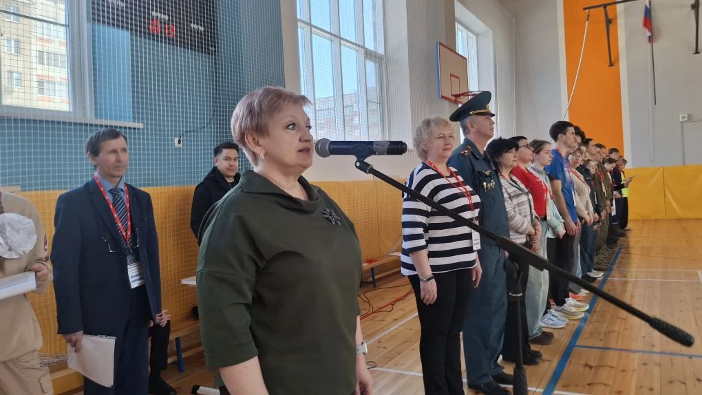 На базе нашей школы завершается  муниципальный этап военно-патриотической игры «Зарница 2.0».   В те