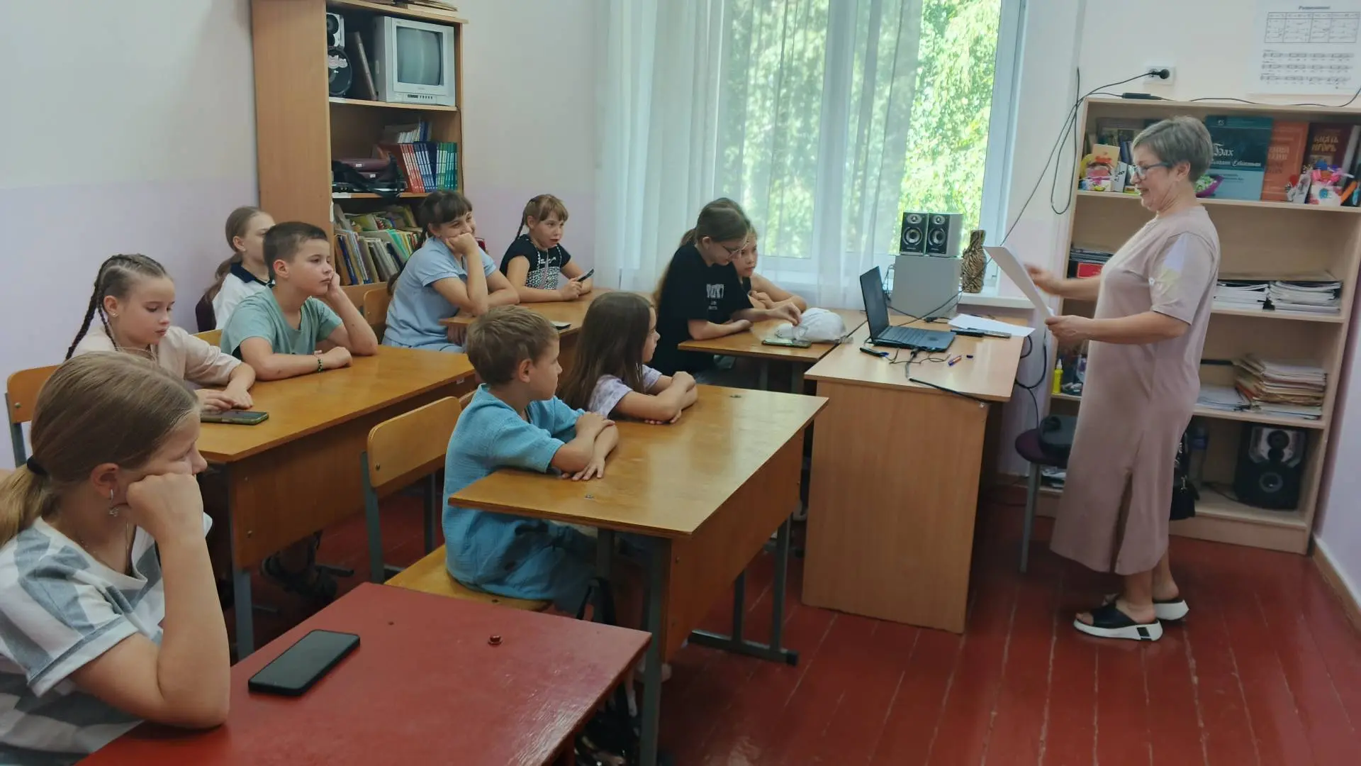 В детской школе искусств состоялось путешествие в мир сказок под названием  "Сказка лож...