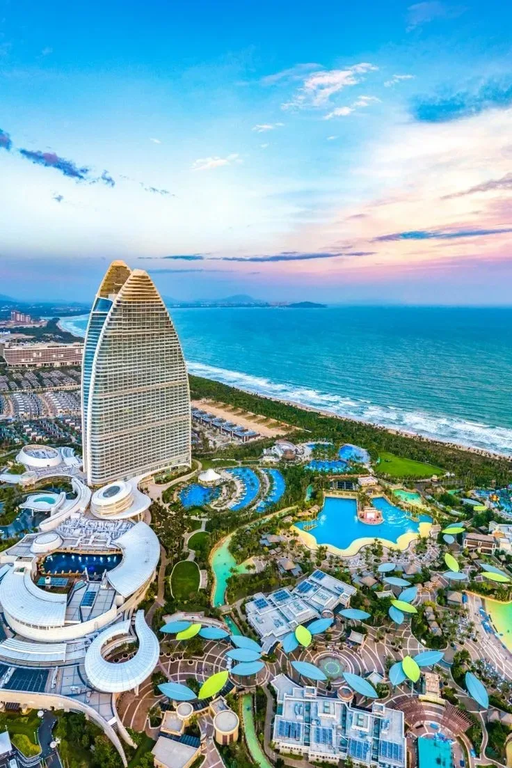 🌴 ХАЙНАНЬ — ОСТРОВ МЕЧТЫ ПО СУПЕР ЦЕНЕ!

Море цвета бирюзы, белоснежные пляжи, тропическая природа,