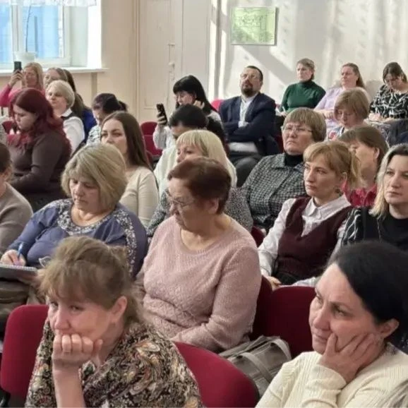 В Сарапуле прошёл межведомственный семинар «Оказание психологической помощи обучающимся...