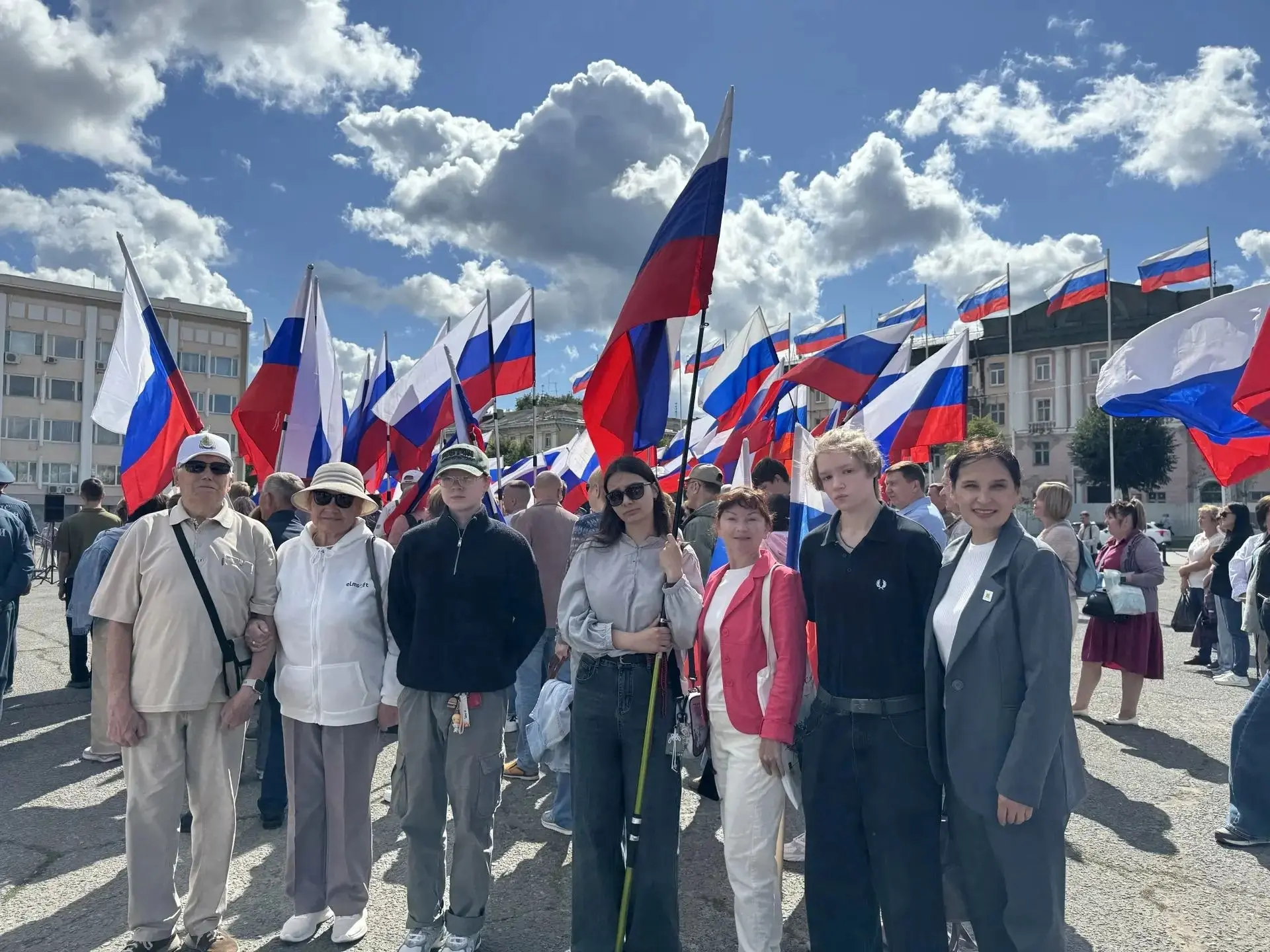 С Днём Государственного флага Российской Федерации 🇷🇺