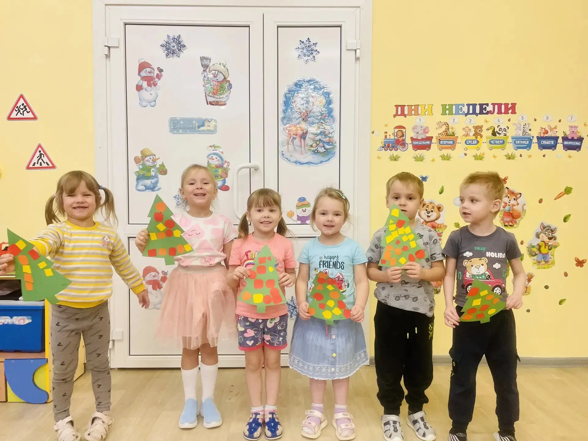 ❄️Новогодняя атмосфера царит в нашем детском саду. Ребята средней группы с нетерпением ...