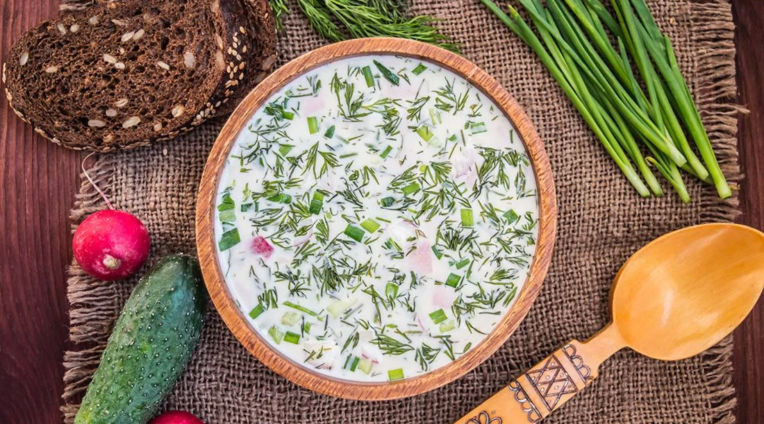 🥣Окрошкой можно отравиться, если съесть её через 2 часа после приготовления, — врачи. 

Причём речь