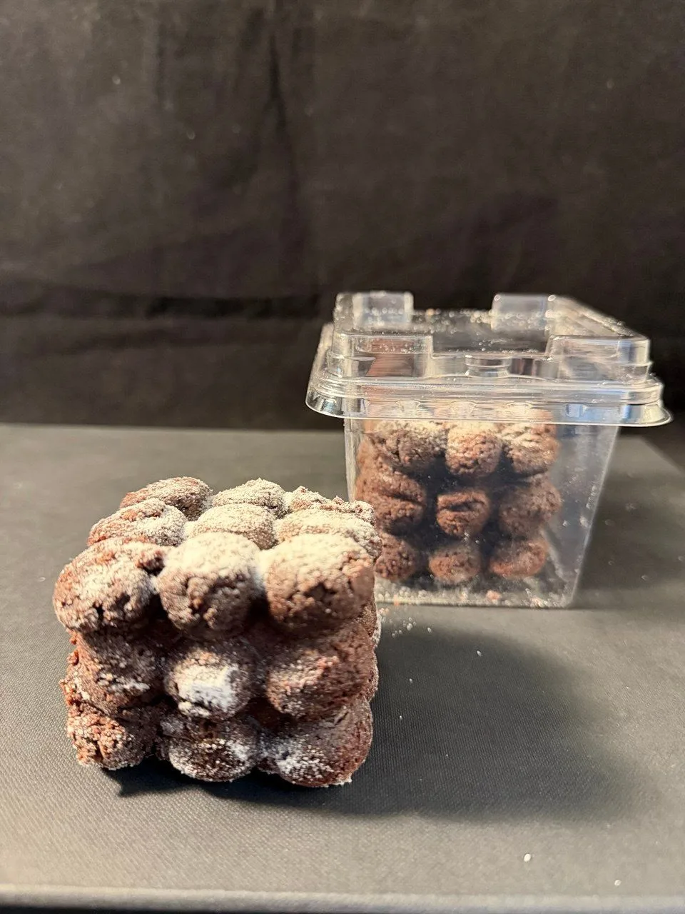 Встречайте новую бомбу вкуса в «Шурочкиных булочках» — шоколадный брауни!