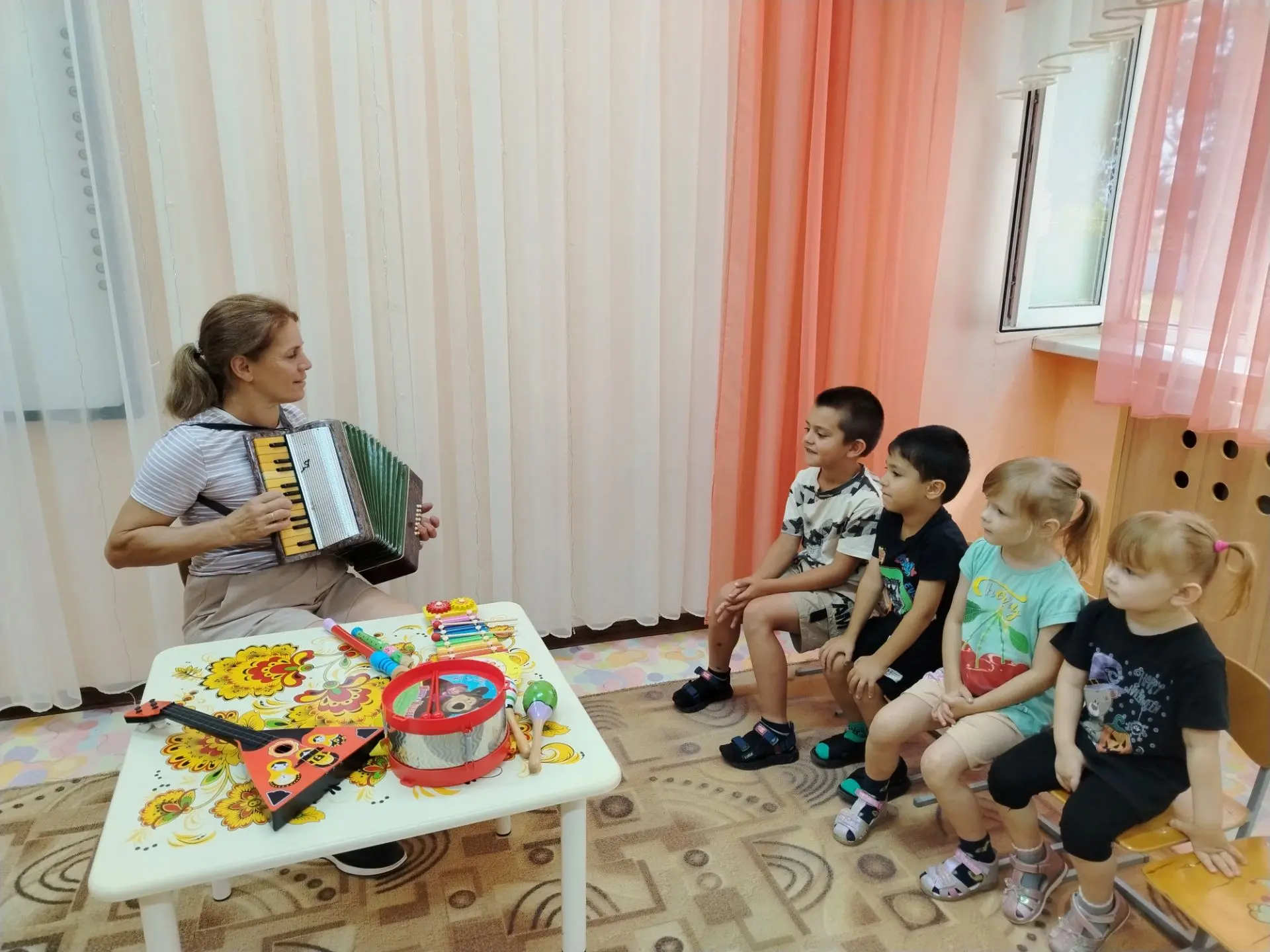 ✨🎼Сегодня в нашем детском саду обычный день превратился в настоящее музыкальное приклю...