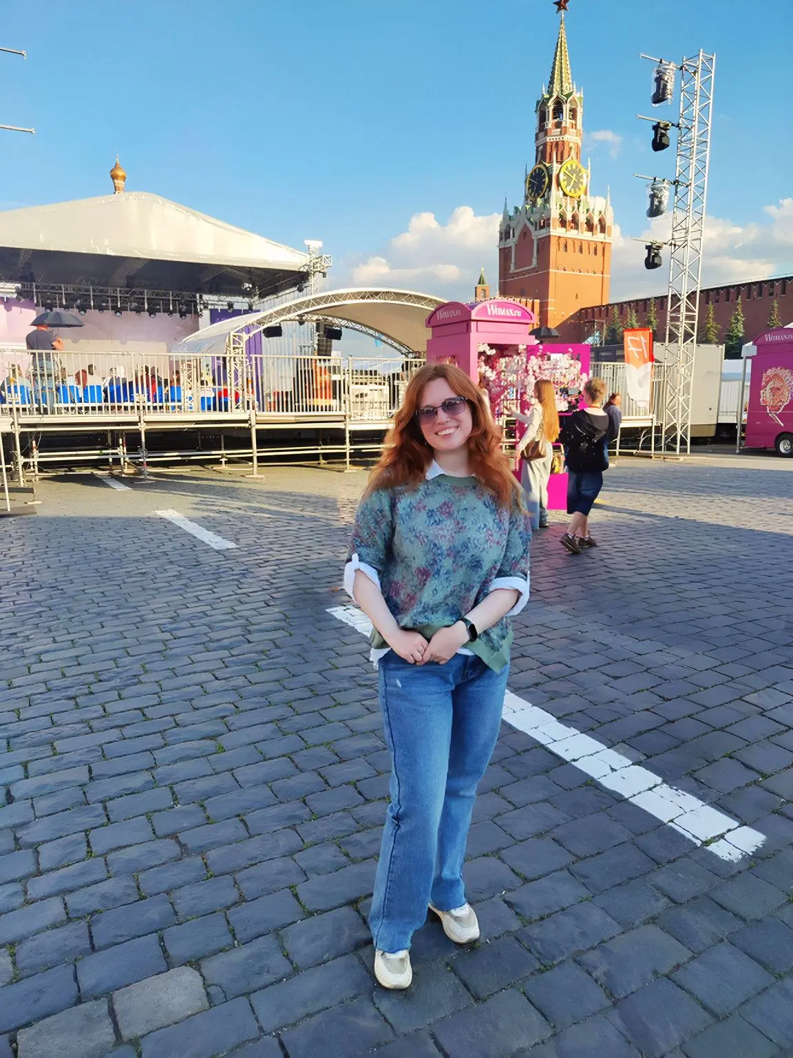 ФЕСТИВАЛЬ «КРАСНАЯ ПЛОЩАДЬ 2026» 📕

Какое удивительное, трепетное, словом — бесценное чувство испыт