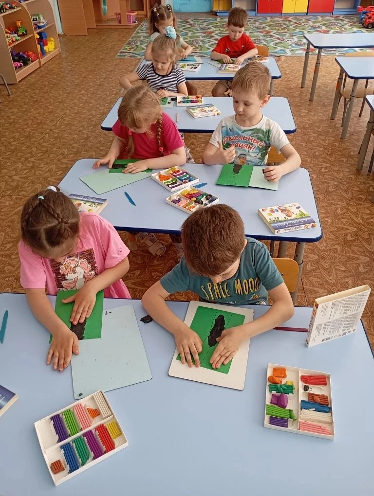 21.05.2026
Лепка по теме ПДД в старшей группе детского сада — это эффективный способ закрепления зна
