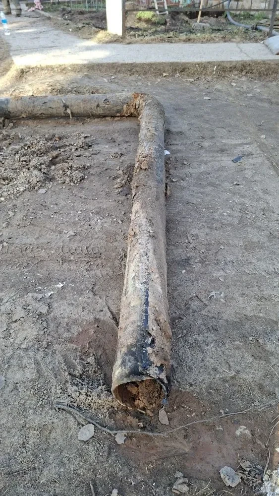 🛠Продолжаются работы по замене внутриквартальных водопроводных ветхих сетей  по ул. Тентюковская, д.