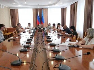 Административная комиссия Луганска наказала за вывески на иностранном языке

Административная комисс