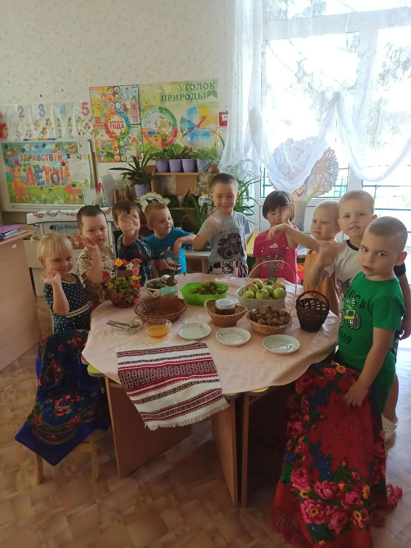 Первая и вторая младшая группа.