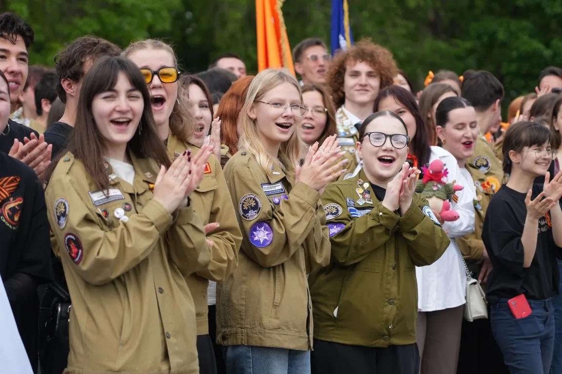 👍 Трудовой семестр открыт!   Студенческие отряды Кубани торжественно открыли трудовой сезон по десят