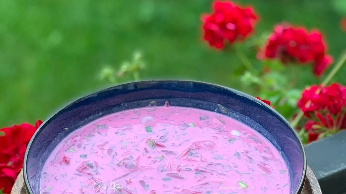 #МеңДәБерКиңәш

🥣 Җәйге салкын борщ әзерли беләсезме?

💥 Эссе көннәрдә бу тәмле салкын аш сусауны 