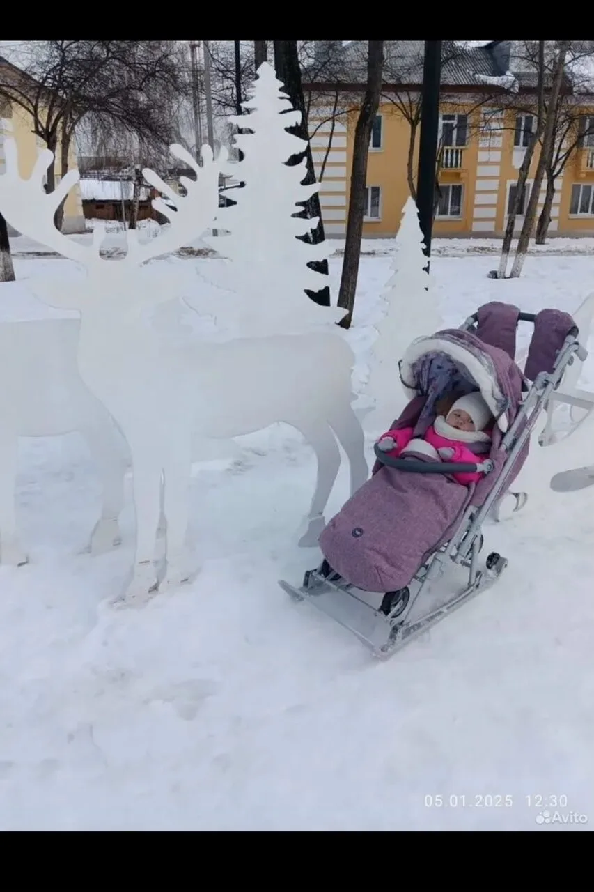 Продам сани в хорошем состоянии, после одного ребенка. В комплекте чехол на ножки, муфт...