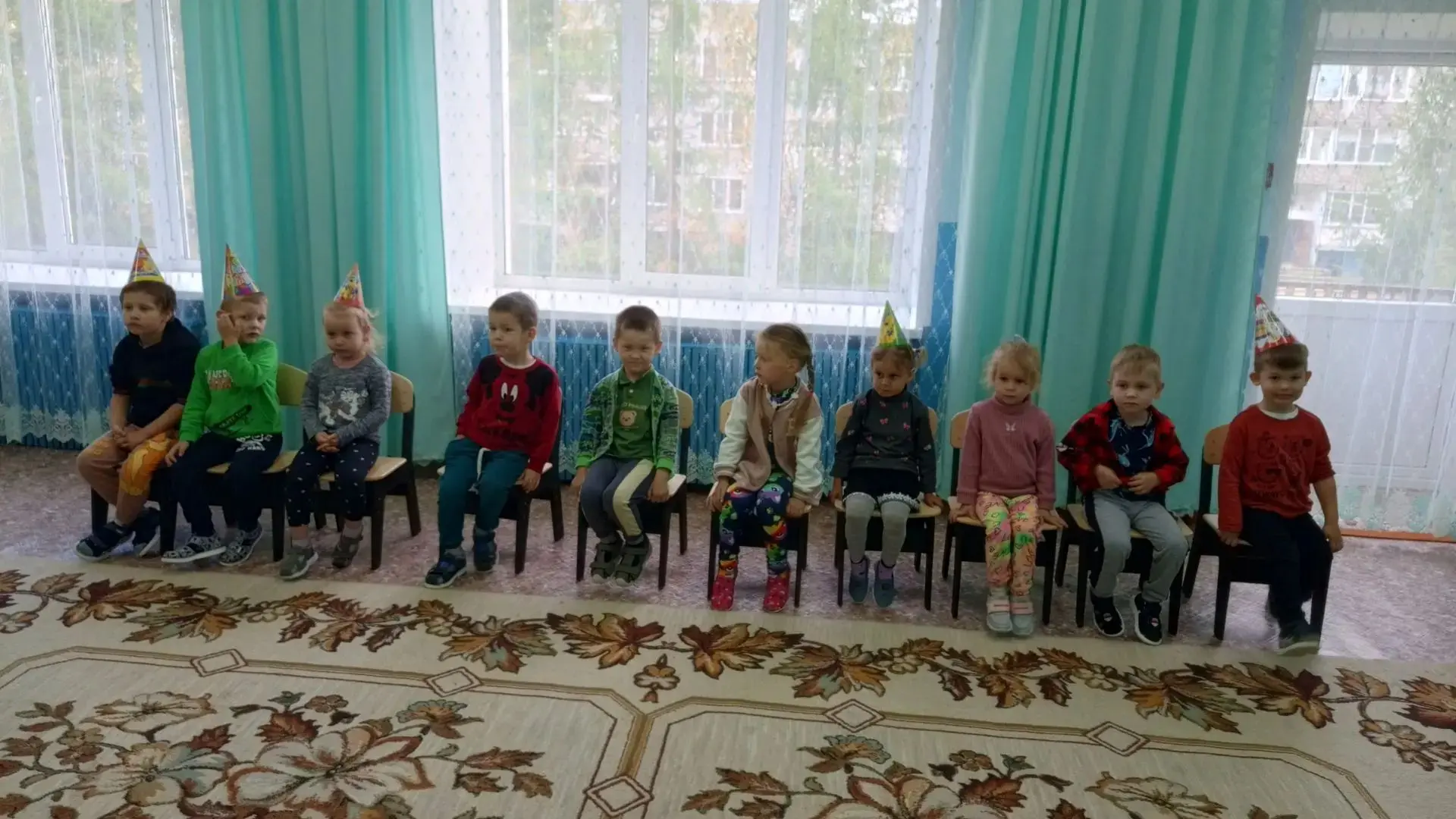 Сегодня в группе "Солнышко" прошло удивительное мероприятие: "День летнего именинника!"...
