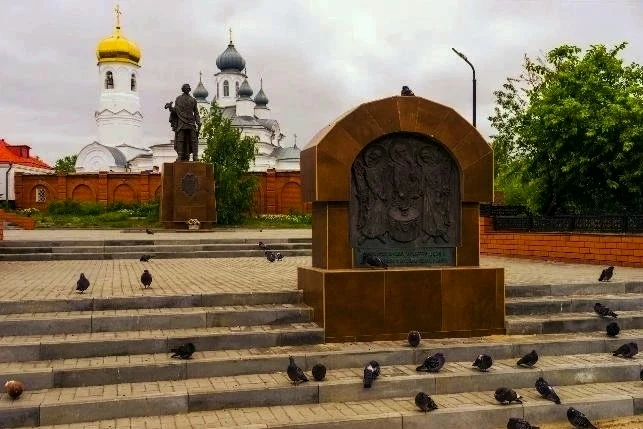 📜 Троицк, 1900 год. Вечер, полный музыки и света