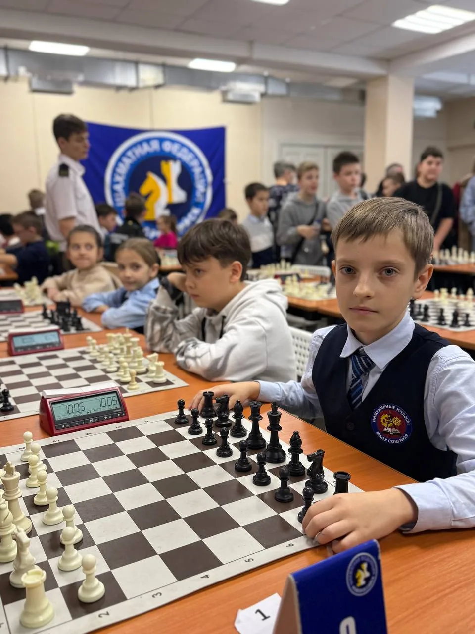 ♟️ Наши юные гроссмейстеры в деле!  Сегодня команда нашей школы приняла участие  в Муниципальном эта