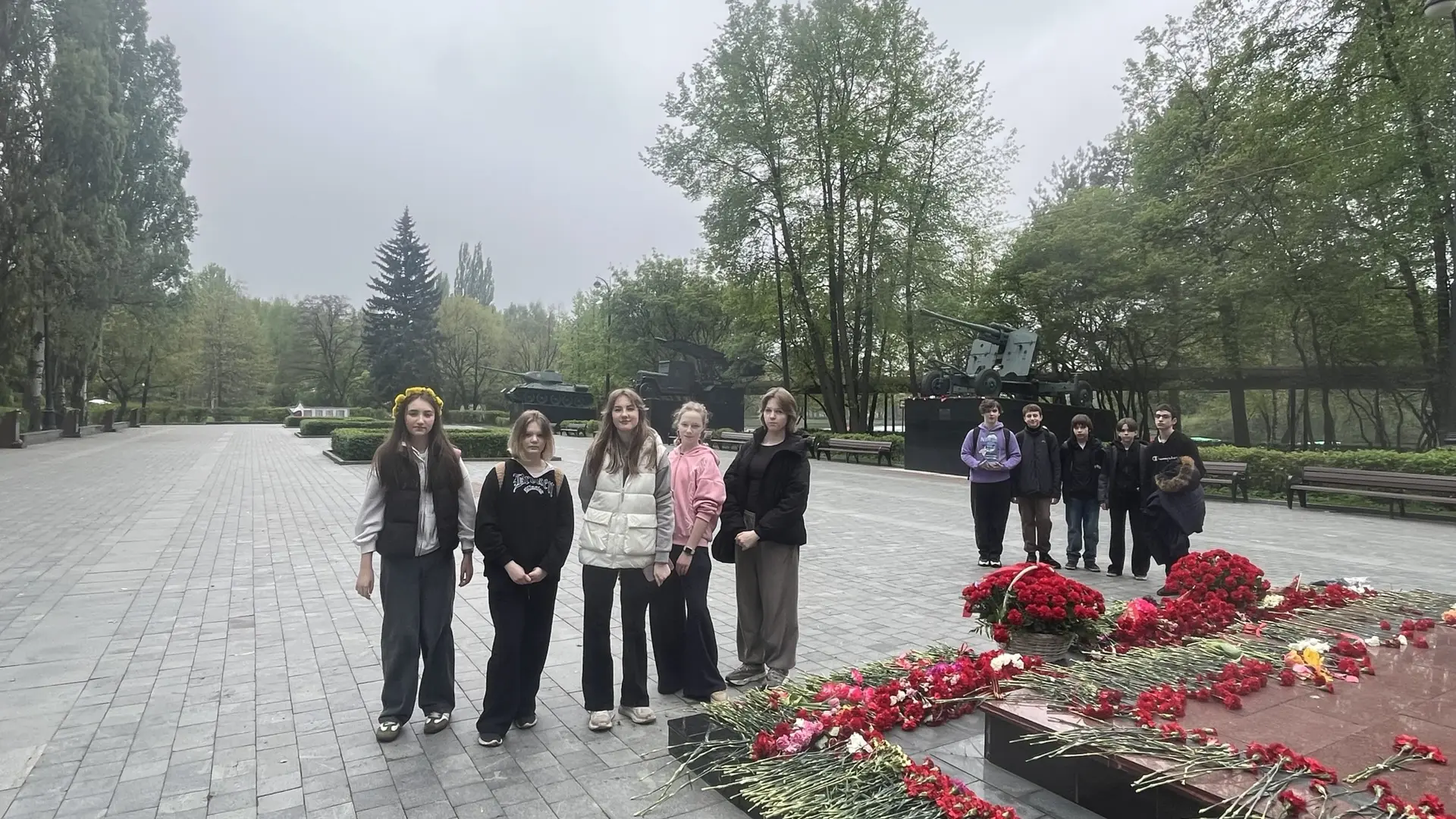 🇷🇺 По дорогам памяти: поход ко Дню Победы  В честь Дня Победы наша команда отправилась в познаватель