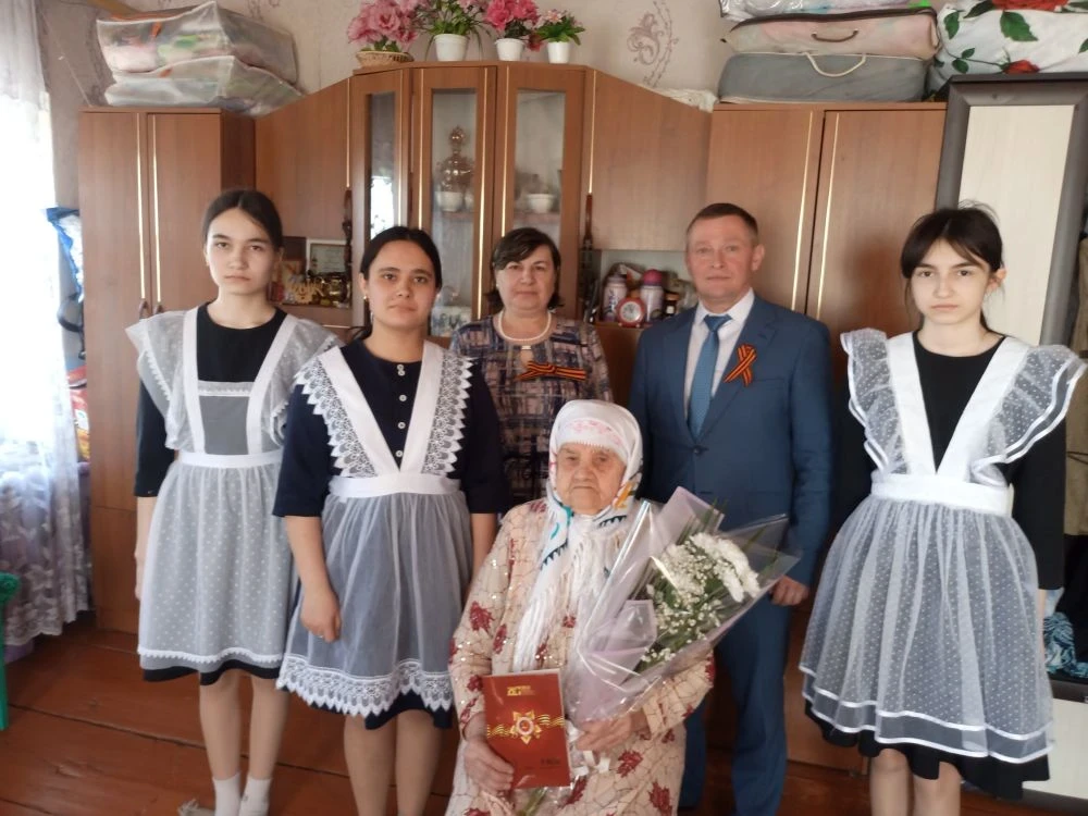 В преддверии Дня Победы в Великой Отечественной войне обучающиеся школы  совместно с руководителем а