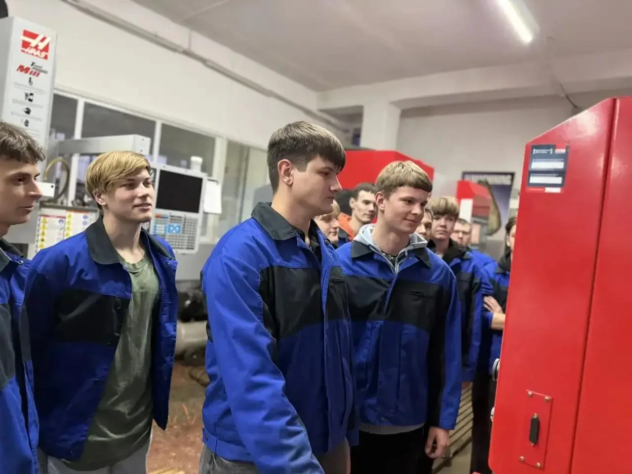Объявляем набор! ⚡
