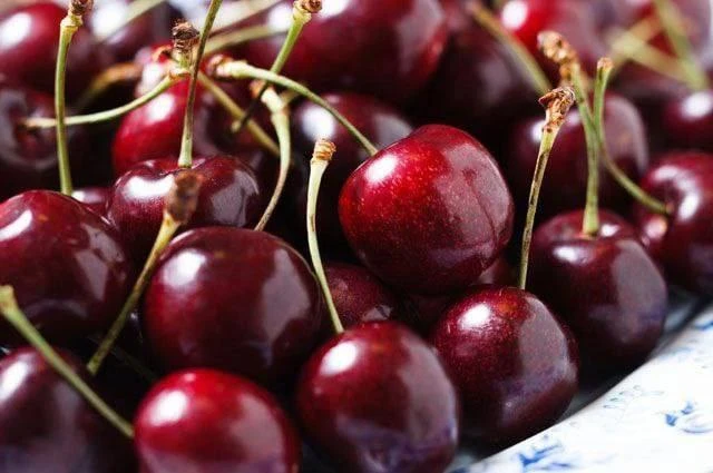 Черешня: польза для мозга и настроения 🍒