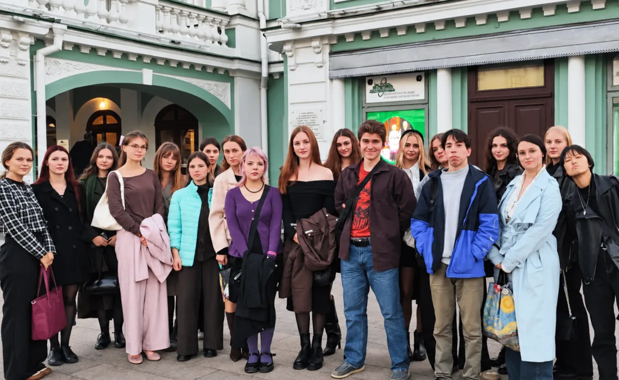 🎭 Литература на сцене: культурный вечер студентов ОмГУ