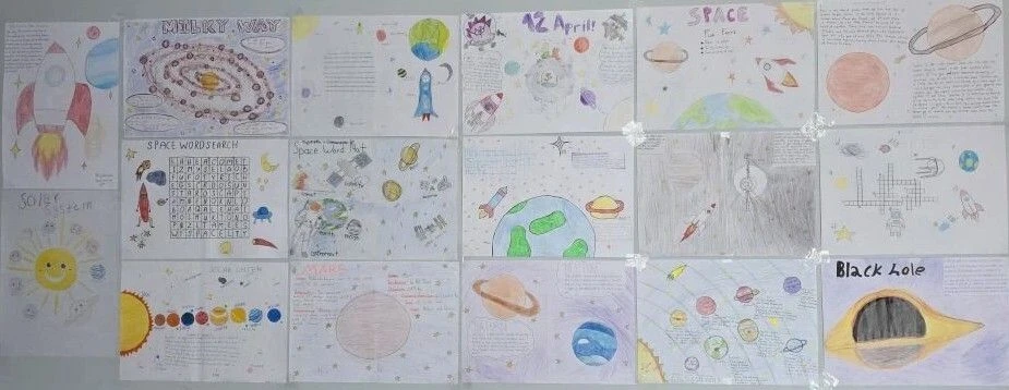 🚀 Cosmonautics Day 🚀 Обучающиеся МАОУ СОШ 52 из параллели 7, 8, 9 классов отправились в увлекательно