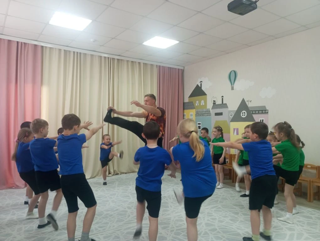 💪13.05.2026 специалисты Центра патриотического воспитания имени генерала армии Н. Е. Р...