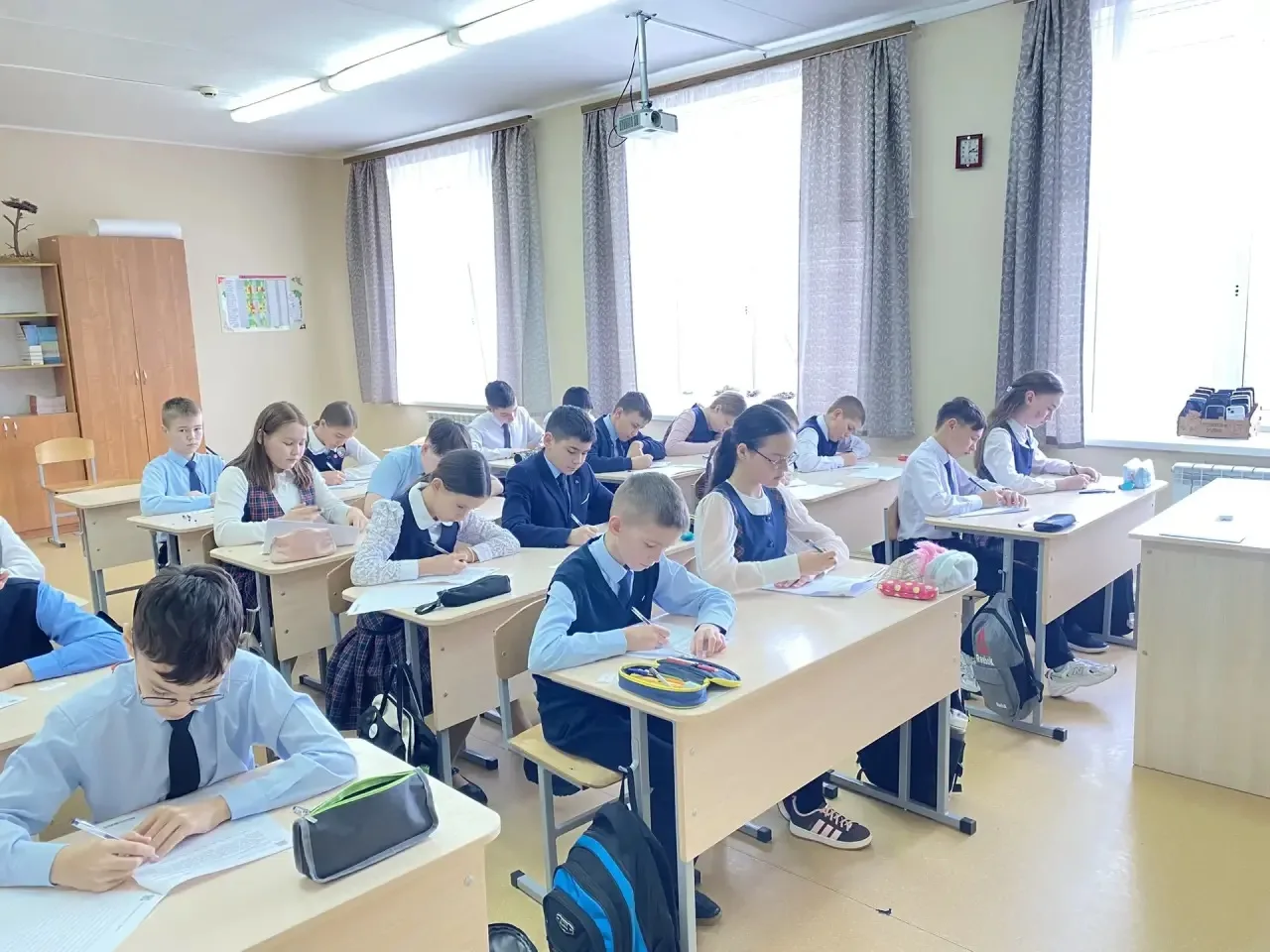 🎒 ВПР-2026: старт и пожелания  21 апреля 2026 года в школе стартовали Всероссийские проверочные рабо