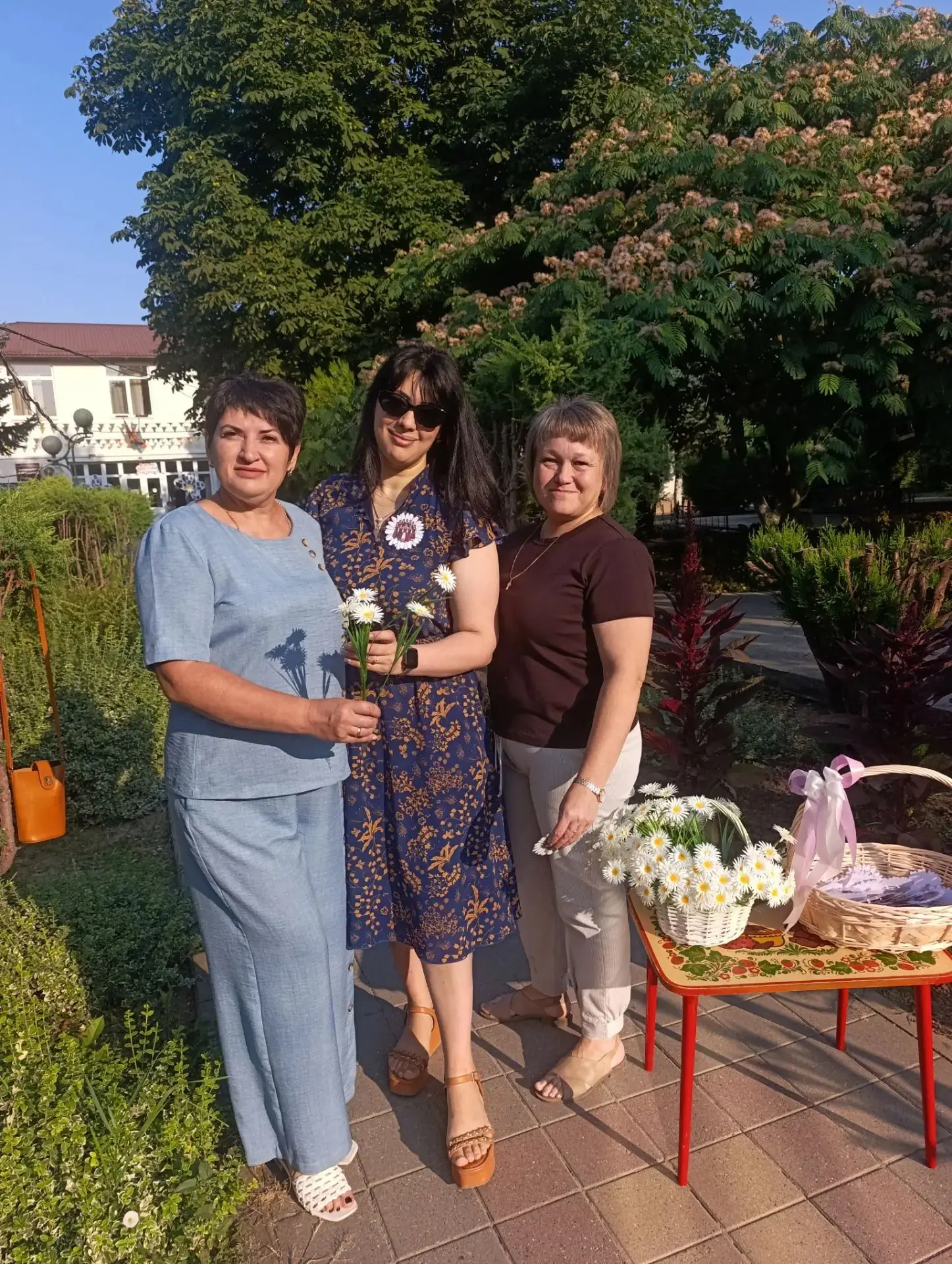 🎉 С Днём семьи, любви и верности! 🎉

Сегодня в нашем детском саду царит особая  атмосфера — тёплая